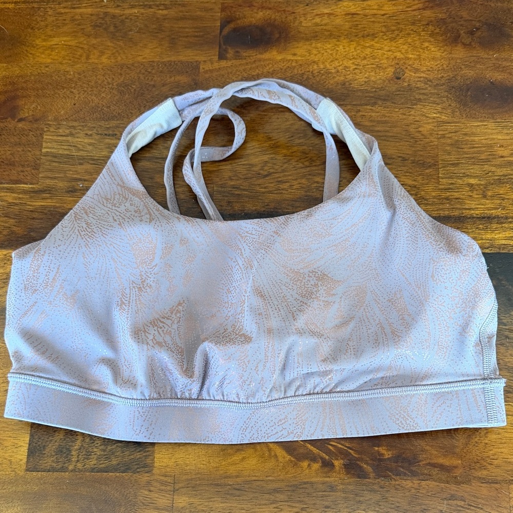 Lululemon size 10 Women's Energy Lavender Sports Bra